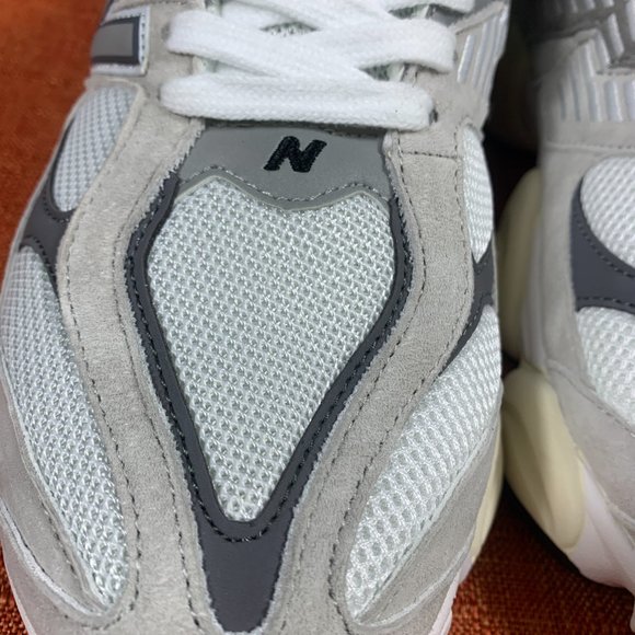 New Balance 9060 Men Sneakers main image 6
